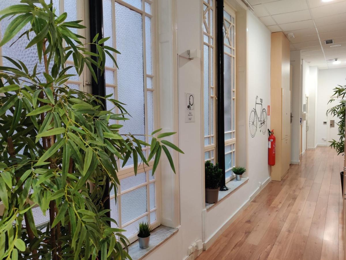 Hostal Live Natura Barcelona (Adults Only) Экстерьер фото
