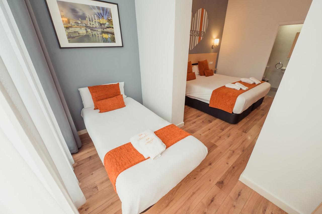 Hostal Live Natura Barcelona (Adults Only) Экстерьер фото