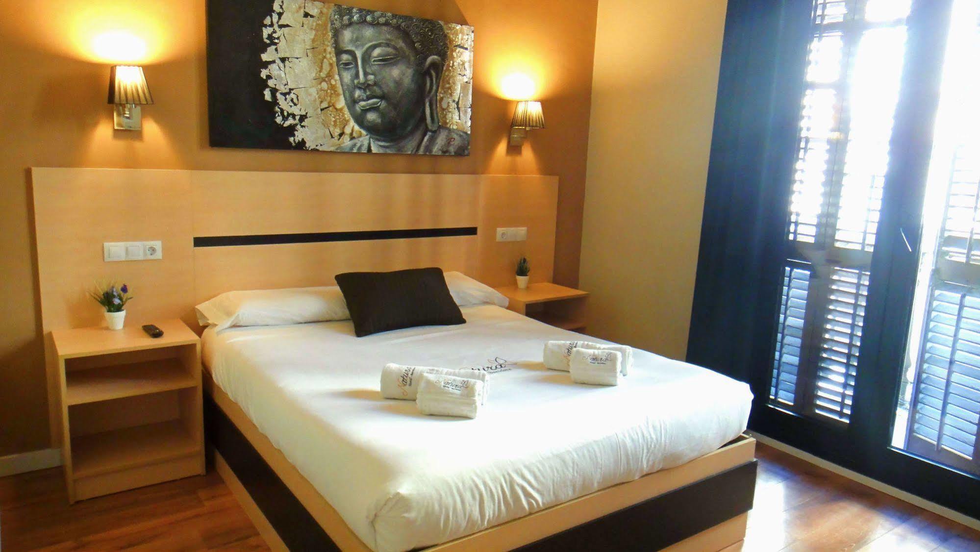 Hostal Live Natura Barcelona (Adults Only) Экстерьер фото