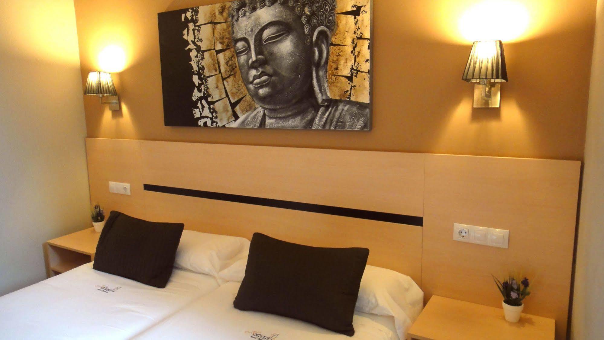 Hostal Live Natura Barcelona (Adults Only) Экстерьер фото